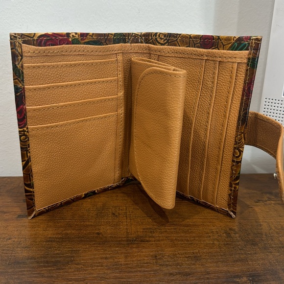 wallet - Picture 6 of 6